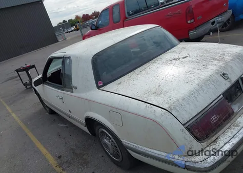 1989 Buick Riviera из США, поврежденный, VIN 1G4EZ11C8KU417917